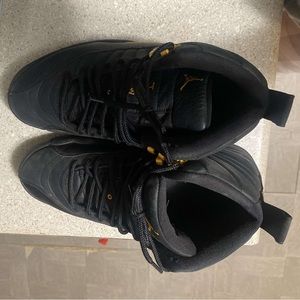Jordan 12 taxi